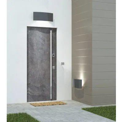 Porta blindata Exclusive Menhir con rivestimento in pietra finitura London di Stark